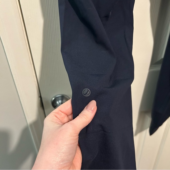 NWT CRZ Yoga Active Jogger in Navy - Size Medium - Picture 6 of 6